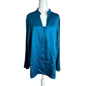 Tahari Woman Blue Coast Roll Tab Long Sleeve Top Blouse Size 3X NWT